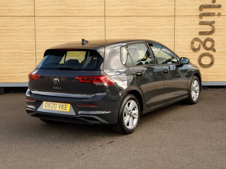 Volkswagen Golf LIFE TSI