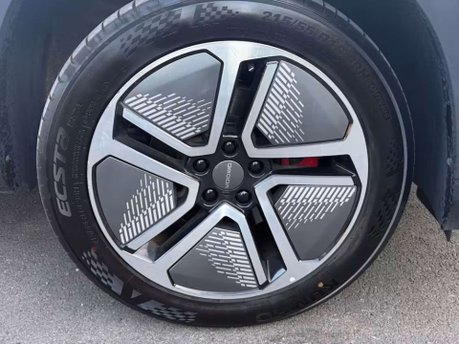 OMODA 5 1.6 TGDI Noble SUV 5dr Petrol DCT Euro 6 (s/s) (186 ps) 9