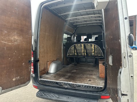 Mercedes-Benz Sprinter 313 CDI MWB 6 SEATER CREW VAN 14