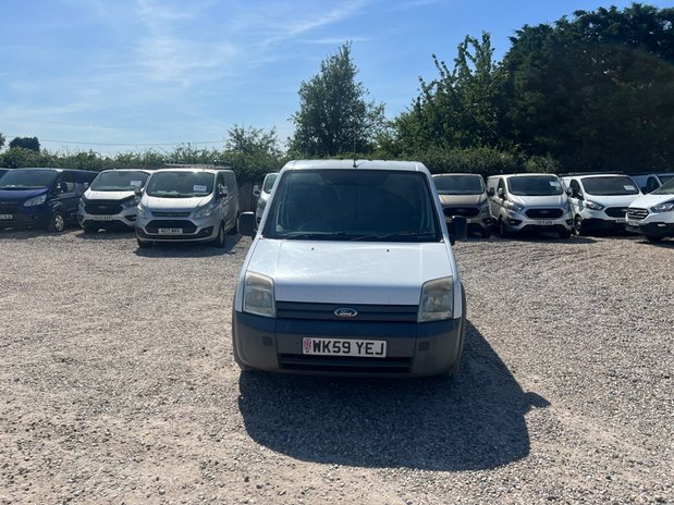 Ford Transit Connect SWB L1H1 Low Roof NO VAT 3