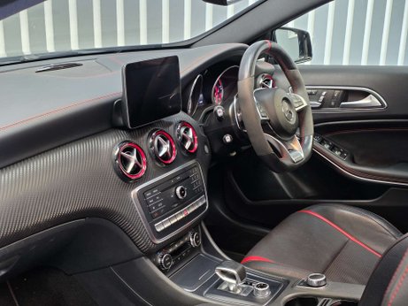 Mercedes-Benz A Class 2.0 A45 AMG Hatchback 5dr Petrol SpdS DCT 4MATIC Euro 6 (s/s) (360 ps) 4