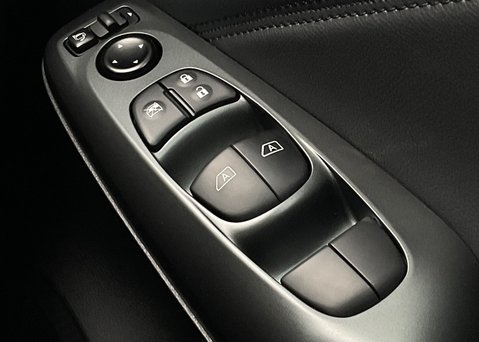 Nissan Juke N-CONNECTA DIG-T 114 BHP  24