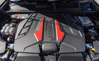 Audi RS Q8 Vorsprung 31