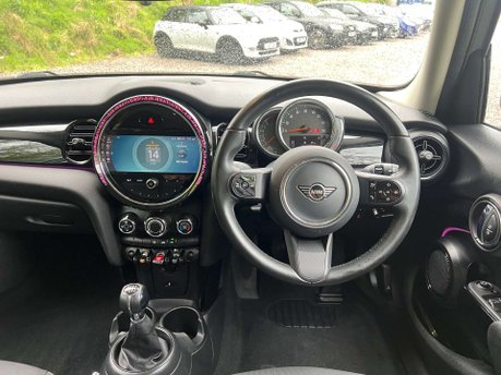 Mini Hatch 1.5 Cooper Classic 5dr 21