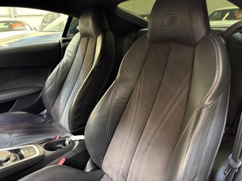 Audi TT 2.0 TFSI S line S Tronic Euro 6 (s/s) 3dr 11