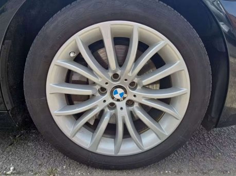 BMW 5 Series 3.0 530d Luxury Saloon 4dr Diesel Auto Euro 6 (s/s) (258 ps) 12