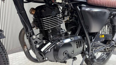 Mutt Mongrel 2020 ONLY 6K RUNNING CAFE RACER SCRAMBLER PROJECT BIKE 125CC 21