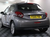 Peugeot 208 PURETECH S/S SIGNATURE 29
