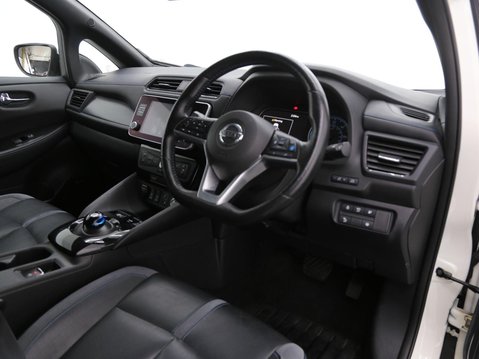 Nissan LEAF 40kWh Tekna Auto 5dr 21