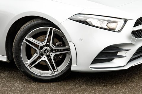 Mercedes-Benz A Class A 200 AMG LINE EXECUTIVE 11