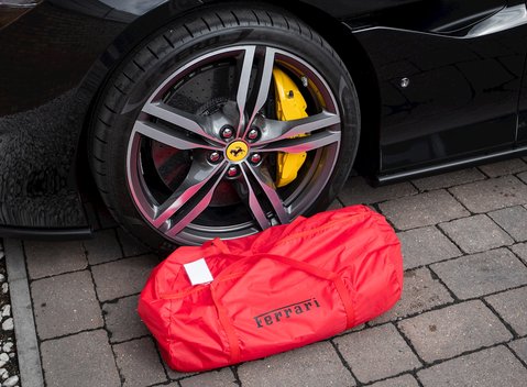 Ferrari Portofino 31