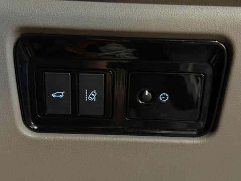 Jaguar F-Pace PORTFOLIO AWD 22