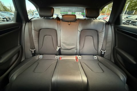 Audi A4 AVANT TDI BLACK EDITION - DEMO +1 - FULL AUDI SERVICE HISTORY  16