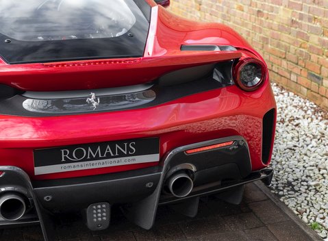 Ferrari 488 Pista 27