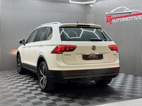 Volkswagen Tiguan 2.0 TDI SE Navigation 4Motion Euro 6 (s/s) 5dr 15