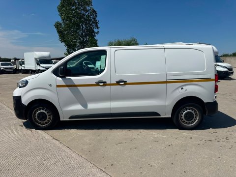 Peugeot Expert BLUEHDI PROFESSIONAL L1 8