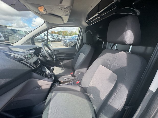 Ford Transit Connect LWB L2H1 Low Roof Leader Air Con EURO 6 13