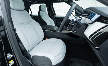 Land Rover Range Rover Sport P550e Autobiography 8