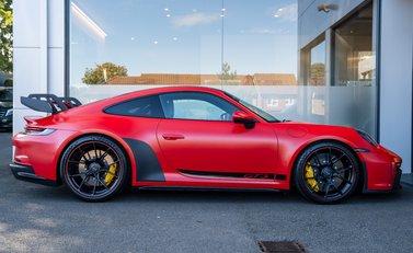 Porsche 911 GT3 (992) 3