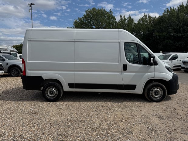 Citroen Relay MWB L2H2 (SOLD CM) Medium Roof Enterprise 35 Air Con Camera Sensors EURO 6 5