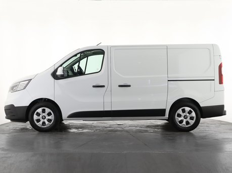 Renault Trafic SL30 90kW 52kWh Advance Van Auto 11