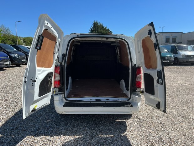 Vauxhall Combo LWB L2H1 Low Roof Sportive 2300 Air Con Sensors EURO 6 NO VAT 11