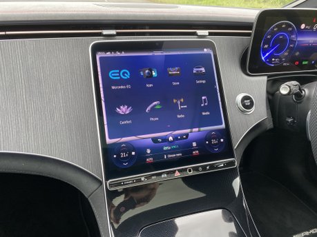 Mercedes-Benz EQE EQE 300 AMG Line Premium Auto Electric 89KWH PAN ROOF/MEMORY SEATS/SAT NAV 14