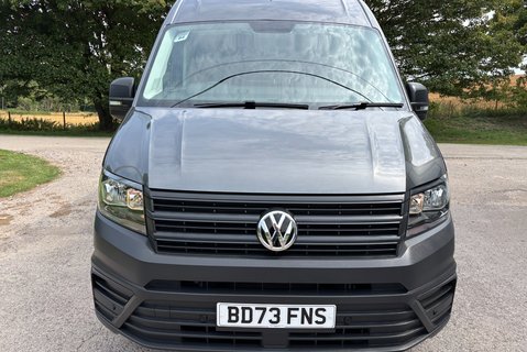 Volkswagen Crafter CR35 L3 H2 140 ps Tdi DSG Trendline Panel Van 11