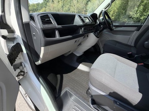 Volkswagen Transporter T32 TDI KOMBI HIGHLINE BMT 35