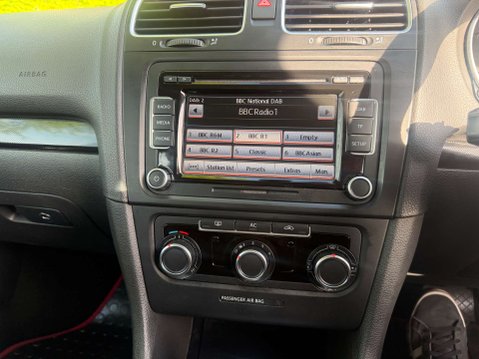 Volkswagen Golf 1.6 Golf Match TDI DSG 5dr 23