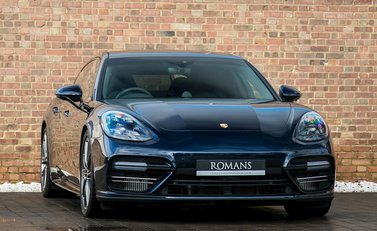 Porsche Panamera Turbo S E-Hybrid Executive 1