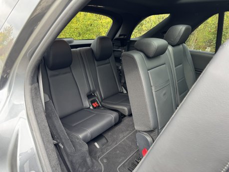 Mercedes-Benz GLE GLE 300D 4Matic AMG Line Premium Plus Auto Diesel 7 SEATER/PAN ROOF/360 CAM 2