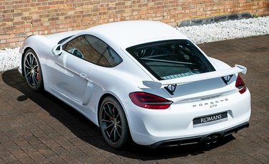 Porsche Cayman GT4 9