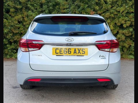 Hyundai i40 1.7 CRDi Blue Drive S Tourer Euro 6 (s/s) 5dr 8