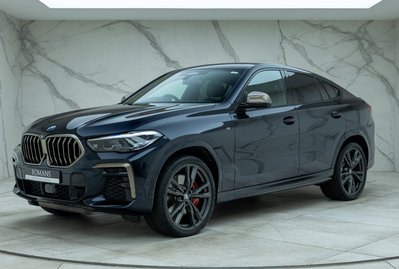 BMW X6 M50i