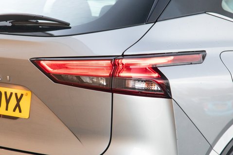 Nissan Qashqai DIG-T ACENTA PREMIUM MHEV 9