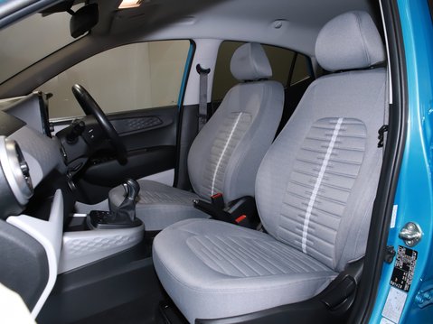 Hyundai i10 1.0 MPi Premium 5dr Auto 22