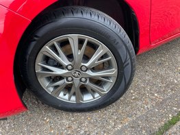 Toyota Yaris 1.5 Yaris Icon Tech VVT-i 5dr 3