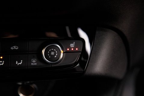 Vauxhall Corsa SE NAV PREMIUM 33