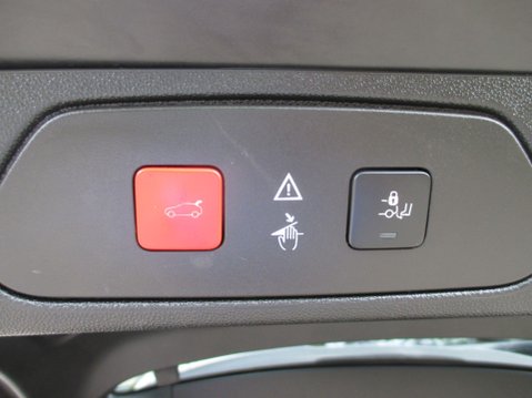 Vauxhall Grandland X 1.2 Turbo Tech Line Nav Euro 6 (s/s) 5dr 58