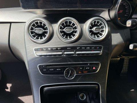 Mercedes-Benz C Class 2.0 C 200 AMG Line Auto 2dr 10