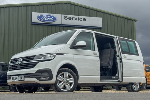 Volkswagen Transporter Crew Cab AUTO LWB L2H1 Highline T32 A/C Alloys Sensors EURO 6 NO VAT