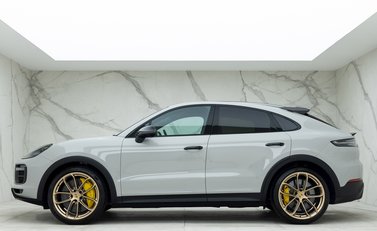 Porsche Cayenne Turbo GT 2