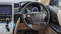 Toyota Alphard Auto+Hybrid+Ulez+7Seats 36