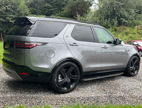 Land Rover Discovery 3.0 Discovery Dynamic HSE D MHEV Automatic 4WD 5dr 5