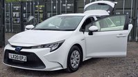 Toyota Corolla 1.8 VVT-h Design Touring Sports 5dr Petrol Hybrid CVT Euro 6 (s/s) (122 ps) 6