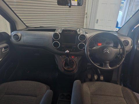 Citroen Berlingo Multispace PURETECH FLAIR S/S 30