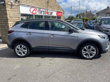 Vauxhall Grandland X SPORT NAV S/S 8