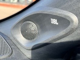 Toyota Yaris 1.5 Yaris Dynamic HEV CVT 5dr 69