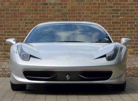 Ferrari 458 Italia 2